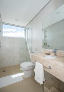 Luxury One BR with City Views Petra Tower Asuncion - 4