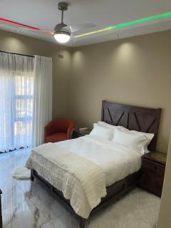 Luxurious 1 Bed Apartment at Millennium Heights - 2
