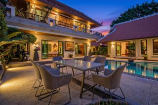 Solas Pool Villa Grand Villa With Private Pool - 8