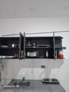 Furnished studio for 4 - Centrally located and comfortable - 5