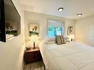 The Raspberry Garden Luxury Hotel & Suites - Rexburg - 3