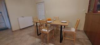 Pink House Eretria - 5