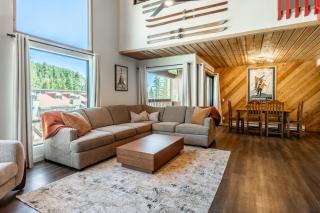 The Cozy Canyon Chalet - 5