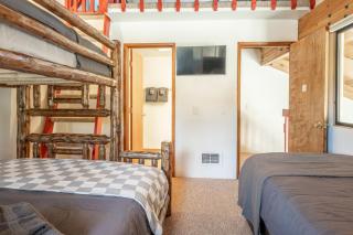 The Cozy Canyon Chalet - 1