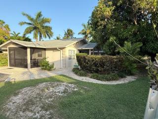 Coconut Breeze Guest House - 3