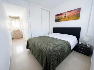 Green Oasis in Villamartin with heated pool and jakuzzi - 5