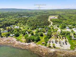 Pom Cottage - 3BR waterfront cottage near Acadia - 9