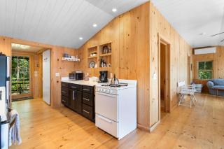 2BR Maine Camp w/ Dock, Lake Access & AC - 3