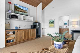 Layla at Salt Water Farm - Waterfront king suite with ocean views near Acadia & Bar Harbor - 4