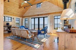 Aril Cottage-Waterfront Escape with Ocean Views - 6