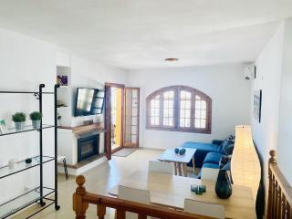 Villamartin LaZenia, Spacious house in a quiet neighborhood - 6