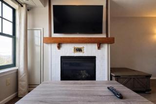 Walk to Waterpark Mtn Views Pool Hot Tub 339 - 3