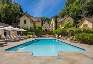 Farmhouse Inn - 6