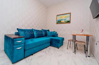 Eminescu Central Historic Apartment - 6