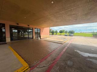 Express Inn & Suites Greensville TX - 4