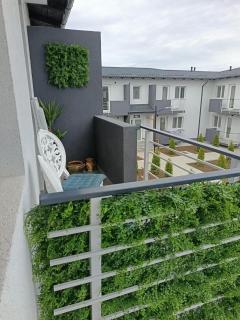 New 1-bedroom apartment, quiet location - 1