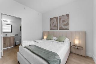 New 2BR 2BA excellent location #205 - 6
