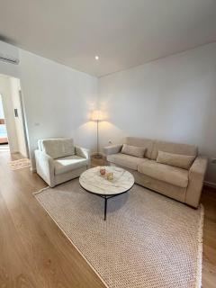 Elio Saranda SeaView Apartment - 8