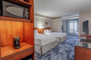 Fairfield Inn & Suites by Marriott St. John's Newfoundland - 1