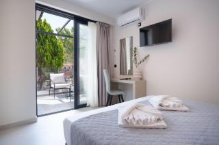 Ristanis Potami Mare Beachfront Retreat - 7