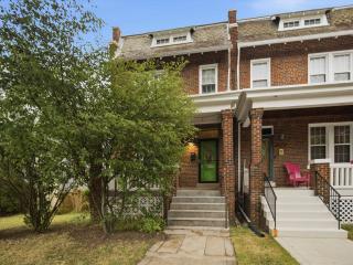 Historic Designer Home - NW Washington - 9
