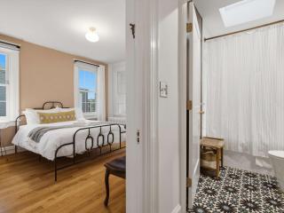 Historic Designer Home - NW Washington - 8