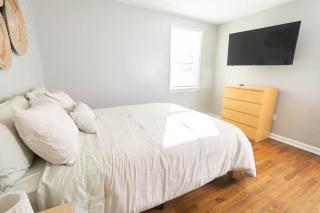 Cozy 3BR Home | 15 Min to Downtown Atlanta - 1