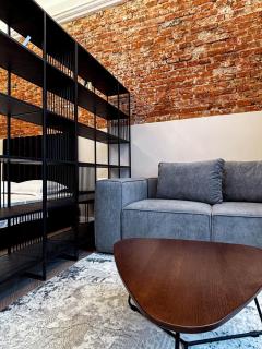 Pioneer Central Residence - Private Parking - 7