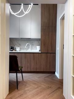 Pioneer Central Residence - Private Parking - 7