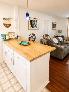 Thomaston Getaway Sleeps 10 Family Friendly Retreat Near Downtown Wedding Venues - 5