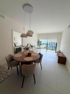 Stylish Studio in Downtown Doral - Resort Pool - 0
