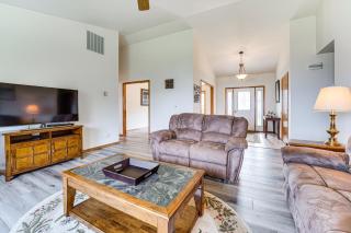 Fish Lake Roosevelt! Mtn-View Home w/ Game Room - 5