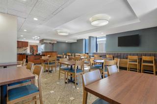 Drury Inn & Suites Joplin - 2