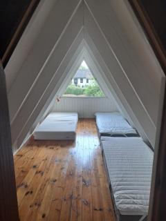 Cabin and fenced garden, 2-6 people and dog - 5