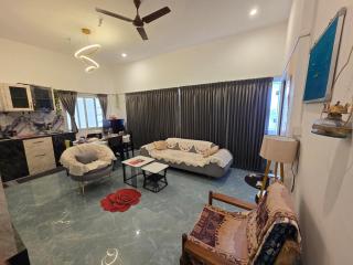 Sara's Luxury Stay! - 4
