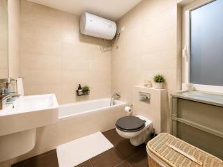 St Julian`s Seafront 2Br Apartment Spinola - BBQ Central & Peaceful - 3