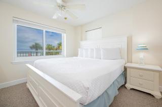 Tradewinds 105 - 2