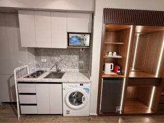 private comfy studio - 0