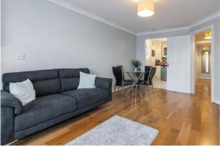Holywell Rise Swords - 8