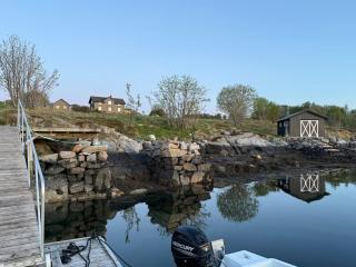 Unique property by the sea with a jetty - 8