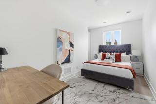 Roncesvalles Charm Stylish 1BR Near High Park - 5