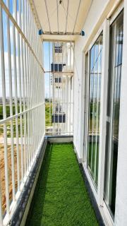 306 - Stylish 2BHK by Everloft - Balcony & Comfort - 2