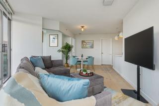 Pastel Pop 2BR w/ 2 King Beds + AC & Parking - 8