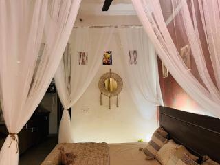 Luna Studio Cozy Boho Retreat with Canopy Bed - 8