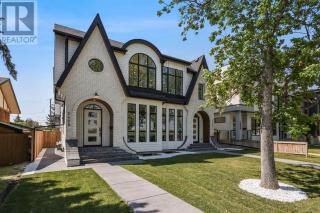 Luxury 3BD Retreat • King Bed •A/C • Tree-Lined St - 8
