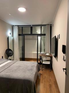 Quarto Casal no coração da cidade, UFLA- UNILAVRAS, prox restaurantes e padaria - 6