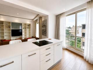 Swieqi Family 3BR Spacious and Bright Apartment I Cot & HighChair - 0