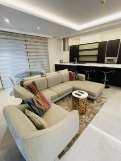 Luxury 2-Bedrooms Apartment in Airport Residential - 5