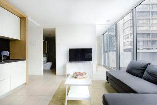 Lakeside Luxury 1BDR 1BA with Gym - 0