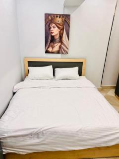 Kemet 2B Modern Home - 5